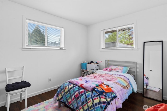 2838 SW 106th St, Seattle, WA 98146 - bedroom featuring wood finished floors and baseboards