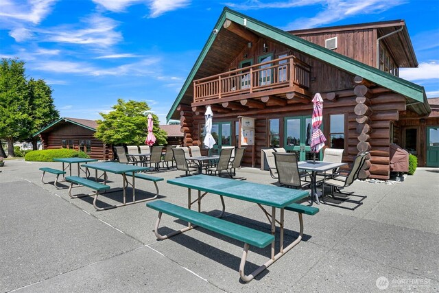 4751 Birch Bay Lynden Rd Unit 32, Blaine, WA 98230 - view of home's community with outdoor dining space and a patio