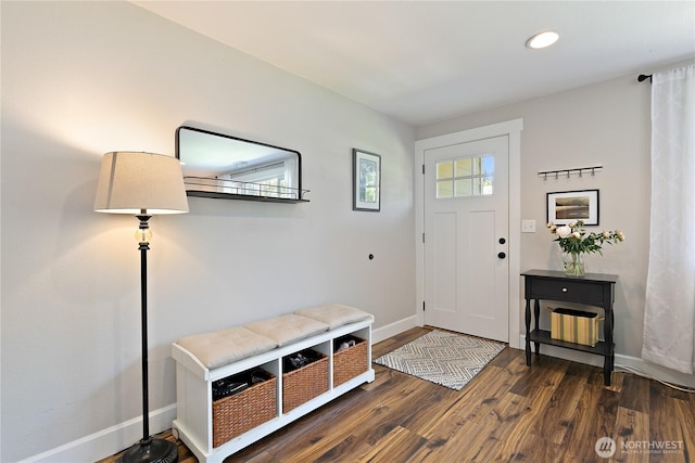 513 I St SW, Tumwater, WA 98512 - foyer featuring wood finished floors, baseboards, and recessed lighting