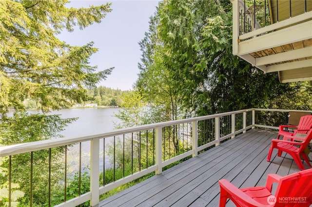 4662 SE Inwood Ln, Port Orchard, WA 98367 - wooden terrace featuring a water view
