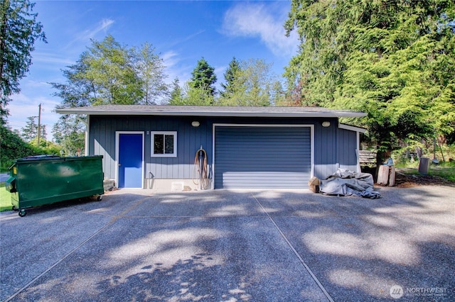 17147 Hope Island Ln, La Conner, WA 98257 - garage with concrete driveway