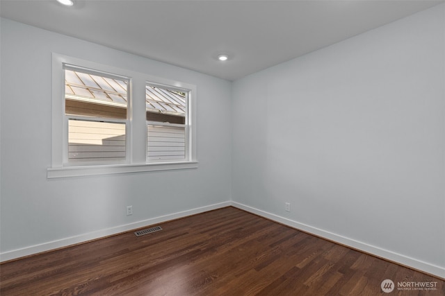 1716 N 125th St, Seattle, WA 98133 - empty room with dark wood-style flooring and recessed lighting