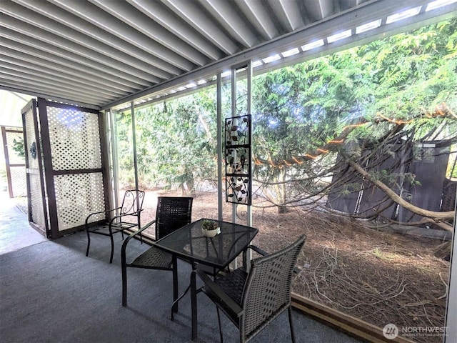 201 Union Ave SE Unit 188, Renton, WA 98059 - sunroom featuring outdoor dining area