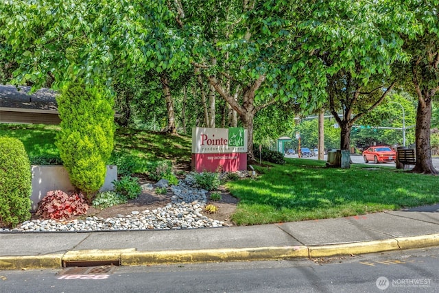 9009 Avondale Rd NE Unit D107, Redmond, WA 98052 - community / neighborhood sign with a lawn