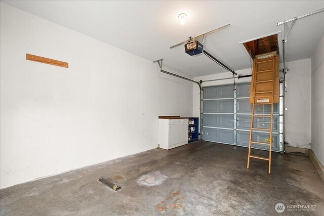 9008 NE 54th St Unit A3, Vancouver, WA 98662 - garage featuring a garage door opener