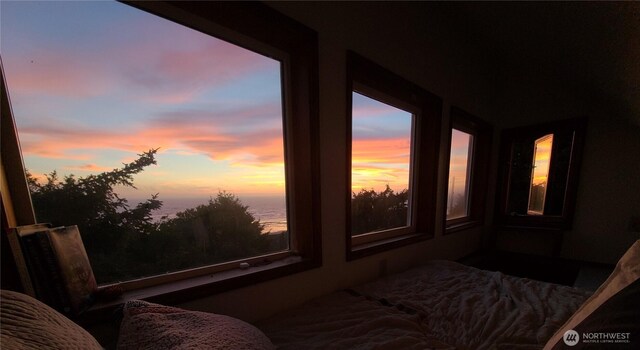 24 Nancy Ln, Copalis Beach, WA 98535 - view of bedroom