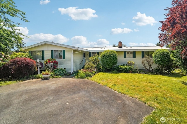 32427 6th Ave, Black Diamond, WA 98010 - single story home with a front lawn and a chimney