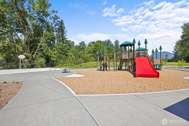 13901 Cedar Ct, Sultan, WA 98294 - view of community jungle gym