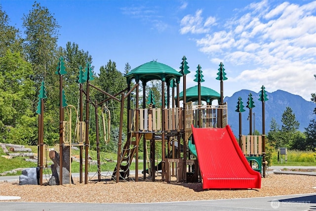 13901 Cedar Ct, Sultan, WA 98294 - community jungle gym with a mountain view