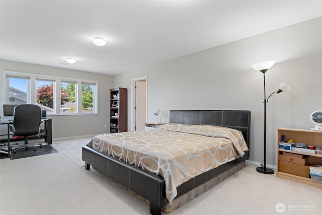 1022 S 225th Ln, Des Moines, WA 98198 - bedroom featuring carpet flooring and an office area