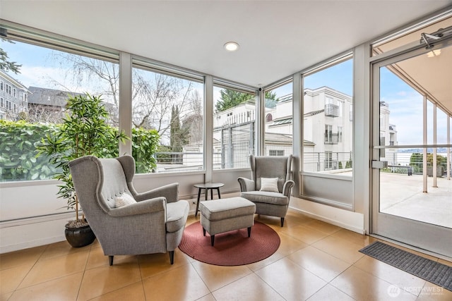 334 Lakeside Ave S Unit 404, Seattle, WA 98144 - sunroom featuring plenty of natural light