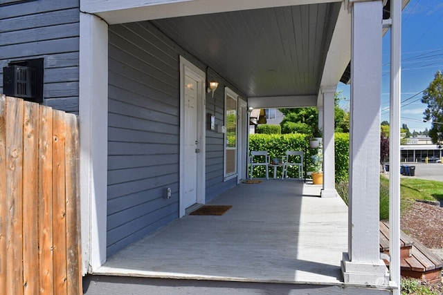 408 9th Ave SE, Olympia, WA 98501 - view of porch