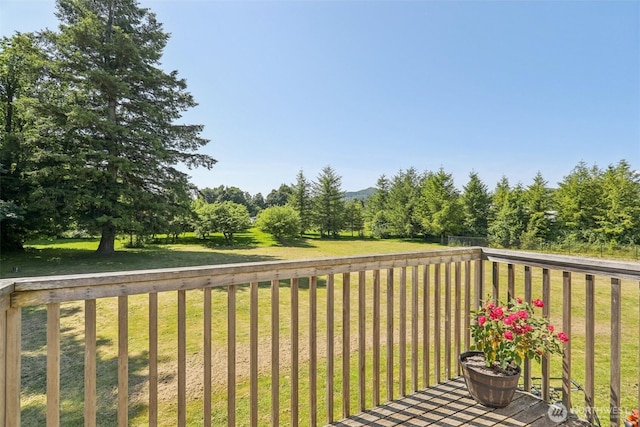 38431 147th St SE, Gold Bar, WA 98251 - deck with a lawn