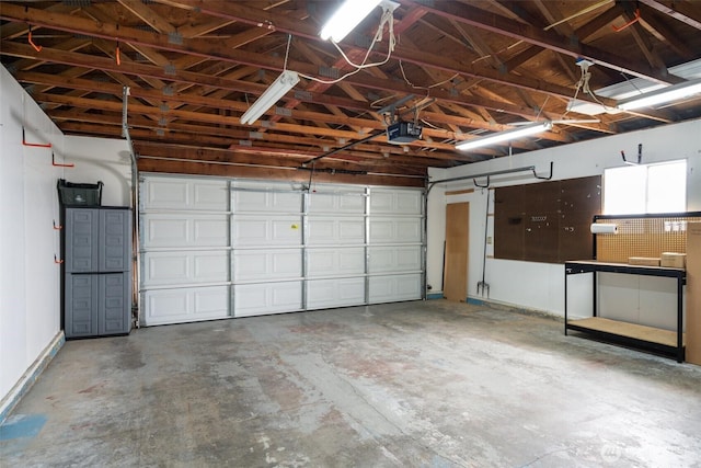 716 Dennis St SE Unit 93, Tumwater, WA 98501 - garage with a garage door opener