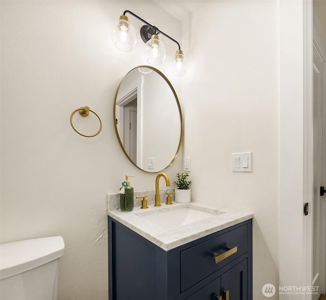 2515 Summit Ave, Everett, WA 98201 - half bath featuring vanity and toilet