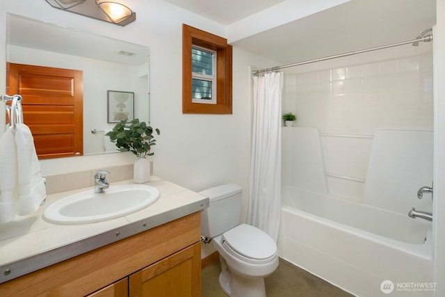 1414 25th Ave Unit B, Seattle, WA 98122 - bathroom featuring vanity and shower / bath combo