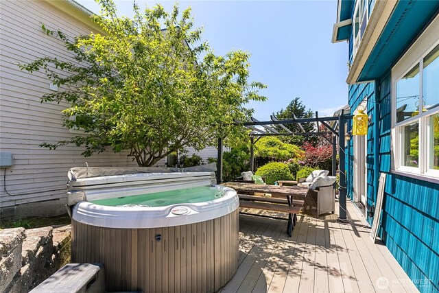 805 11th St, Bellingham, WA 98225 - deck featuring a hot tub