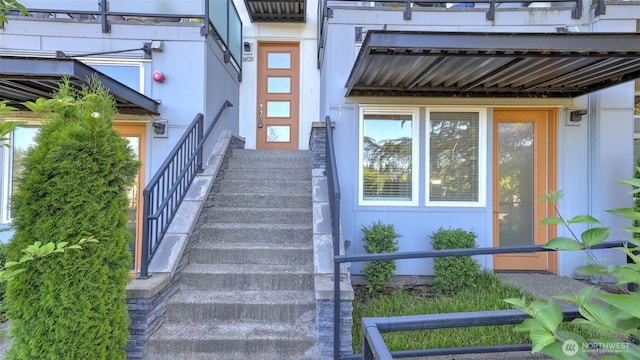 14528 35th Ave NE, Lake Forest Park, WA 98155 - doorway to property