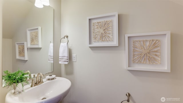 14528 35th Ave NE, Lake Forest Park, WA 98155 - bathroom with a sink and vaulted ceiling