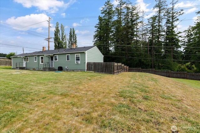 4191 N Imperial Ln, Oak Harbor, WA 98277 - view of yard featuring entry steps