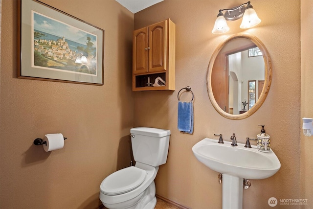 14406 144th St E, Orting, WA 98360 - bathroom featuring toilet