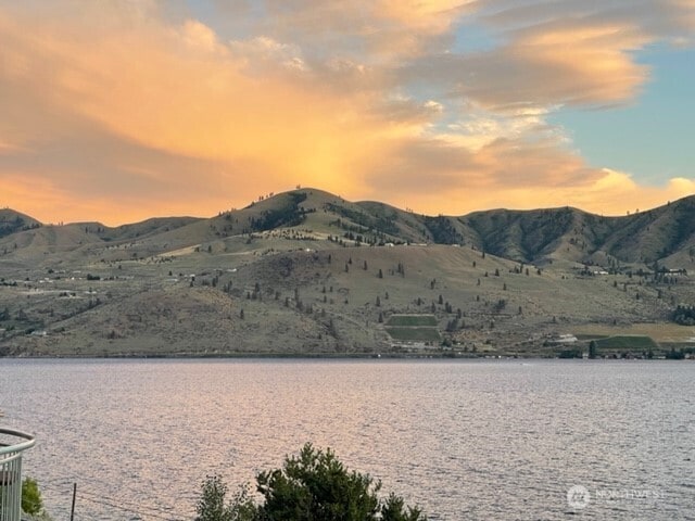 304 Sr 150 Unit 1A, Chelan, WA 98816 - mountain view featuring a nearby body of water
