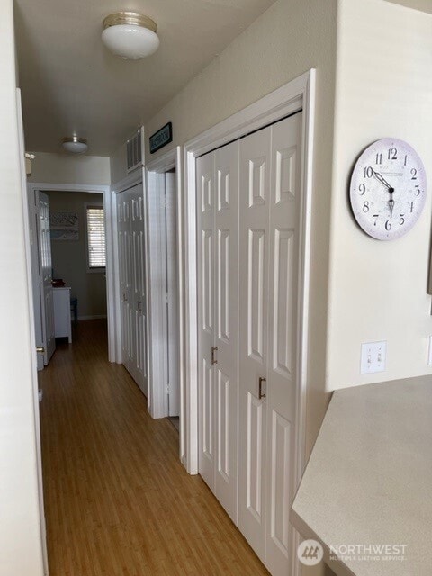 304 Sr 150 Unit 1A, Chelan, WA 98816 - hallway featuring light wood-type flooring