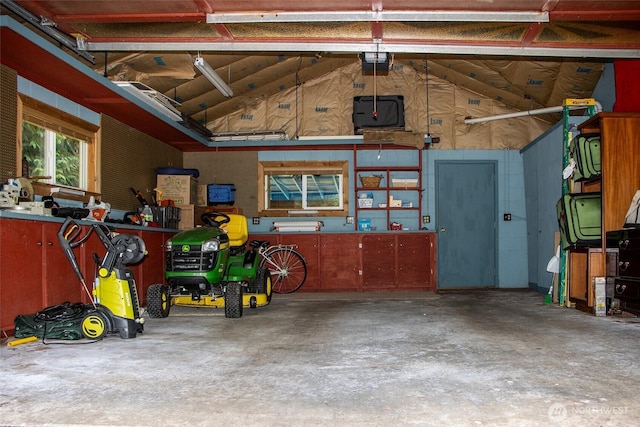 70 Cole Ave, Port Townsend, WA 98368 - garage with a garage door opener