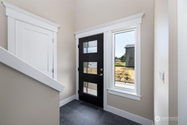 3706 W 3rd St, Anacortes, WA 98221 - photo 2