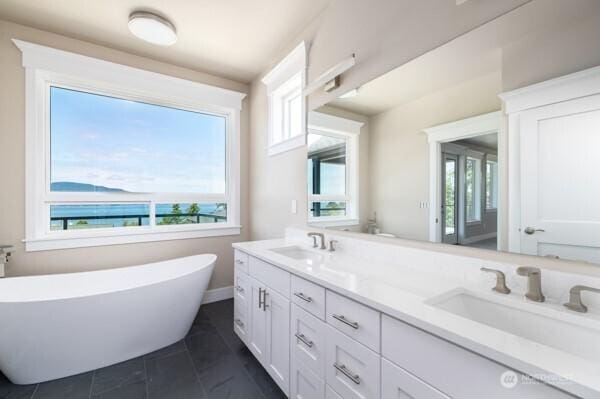 3706 W 3rd St, Anacortes, WA 98221 - photo 4