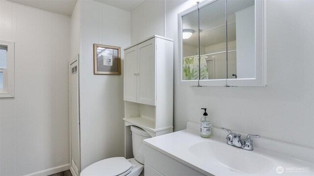 1510 Maple Ln Unit 16, Kent, WA 98030 - bathroom with toilet and vanity