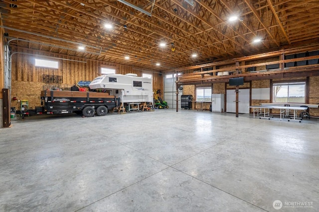 26602 N Rothrock Rd, Prosser, WA 99350 - garage with a workshop area