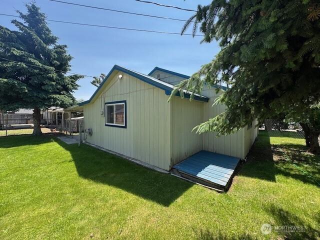 1008 Tieton Ave, Tieton, WA 98947 - photo 15