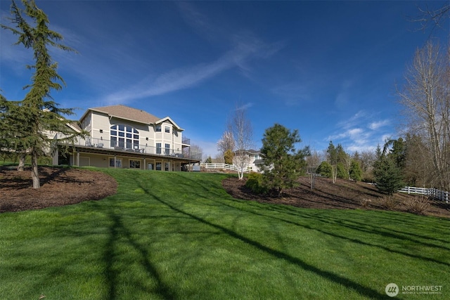 367 E Silverado Ct, Bellingham, WA 98226 - view of grassy yard featuring a deck