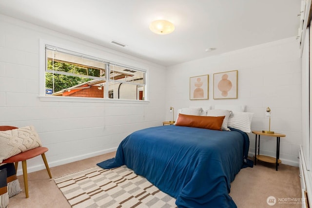 9539 Lake Shore Blvd NE, Seattle, WA 98115 - bedroom featuring light carpet