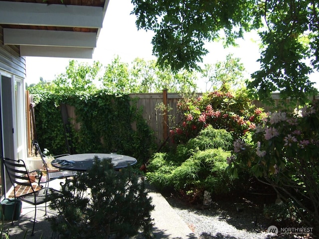2513 13th Ave W, Seattle, WA 98119 - view of patio