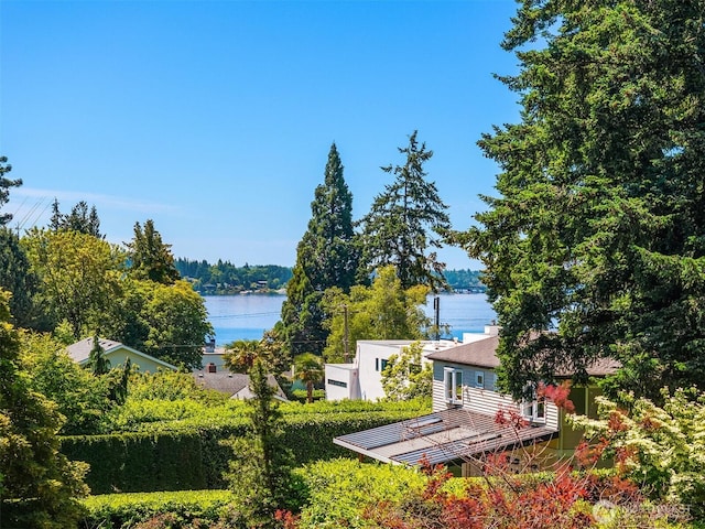 7611 NE 8th St, Medina, WA 98039
