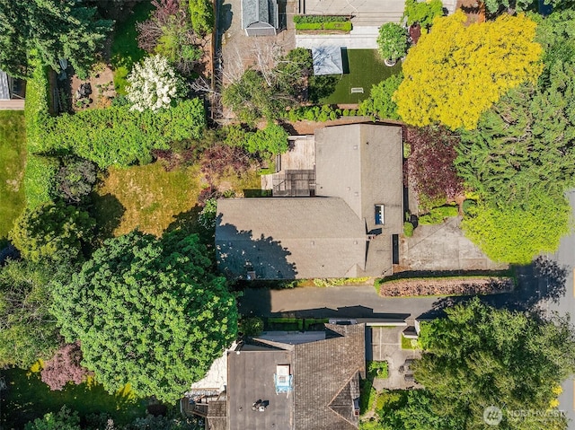 7611 NE 8th St, Medina, WA 98039
