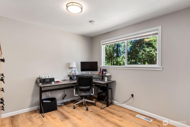 9541 Joann Ave NE, Olympia, WA 98516 - office space featuring wood finished floors