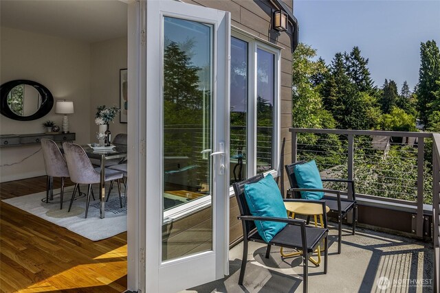 101 NW 58th St Unit 9, Seattle, WA 98107 - view of balcony