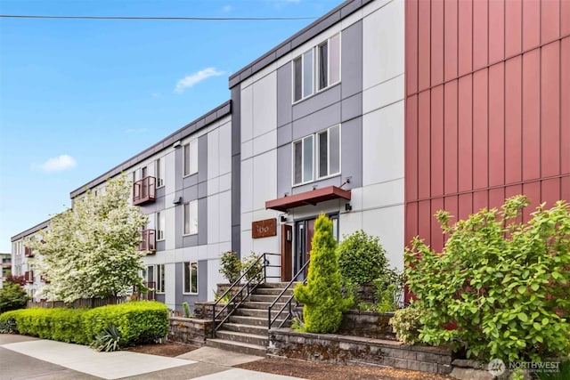 3661 Phinney Ave N Unit 208, Seattle, WA 98103 - view of building exterior