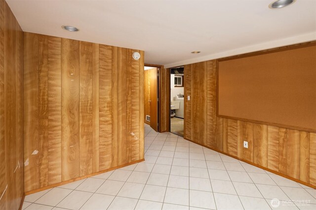 6522 42nd Ave NE, Seattle, WA 98115 - empty room featuring recessed lighting
