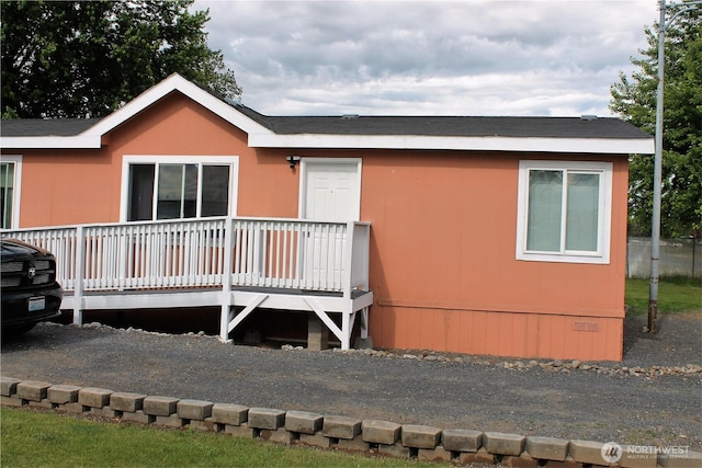 153 NW Quincy Pl, Soap Lake, WA 98851 - manufactured / mobile home featuring a deck