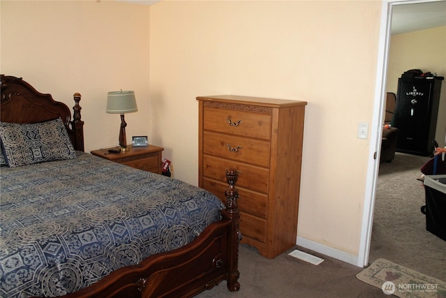 153 NW Quincy Pl, Soap Lake, WA 98851 - carpeted bedroom featuring baseboards