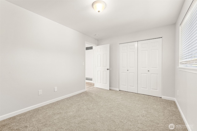 35426 8th Ave SW, Federal Way, WA 98023 - unfurnished bedroom with carpet flooring and a closet