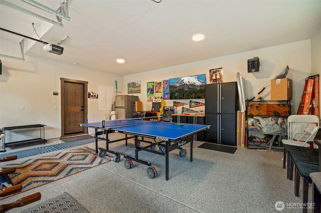 1450 Creekside Rd, Cle Elum, WA 98922 - recreation room featuring recessed lighting and a garage