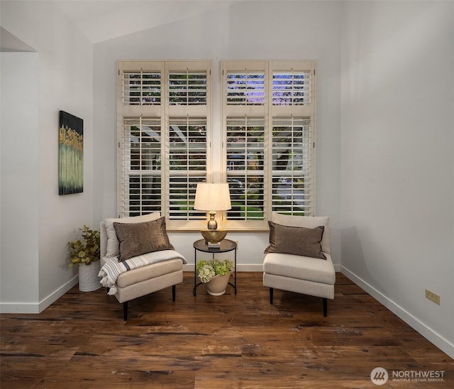 14566 86th Pl NE, Kenmore, WA 98028 - living area featuring baseboards, vaulted ceiling, and wood finished floors