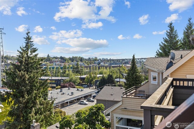 31 Etruria St Unit B, Seattle, WA 98109 - view of city