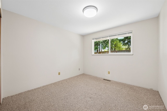 29922 5th Ave SW, Federal Way, WA 98023 - empty room with carpet flooring