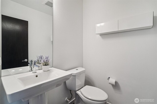917 29th Ave S, Seattle, WA 98144 - half bath with toilet and a sink
